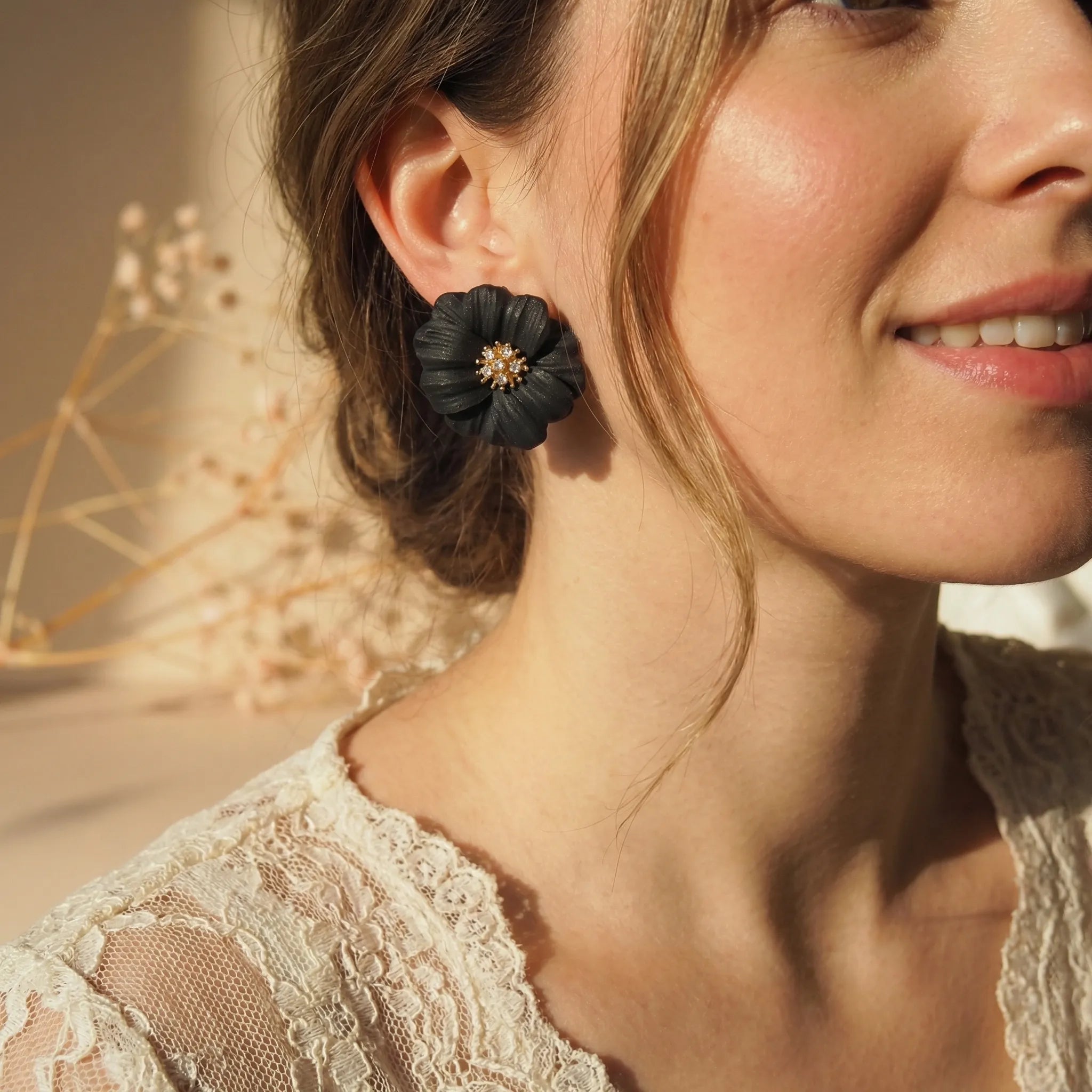 Boucles d’oreilles fleur noire - Bloom