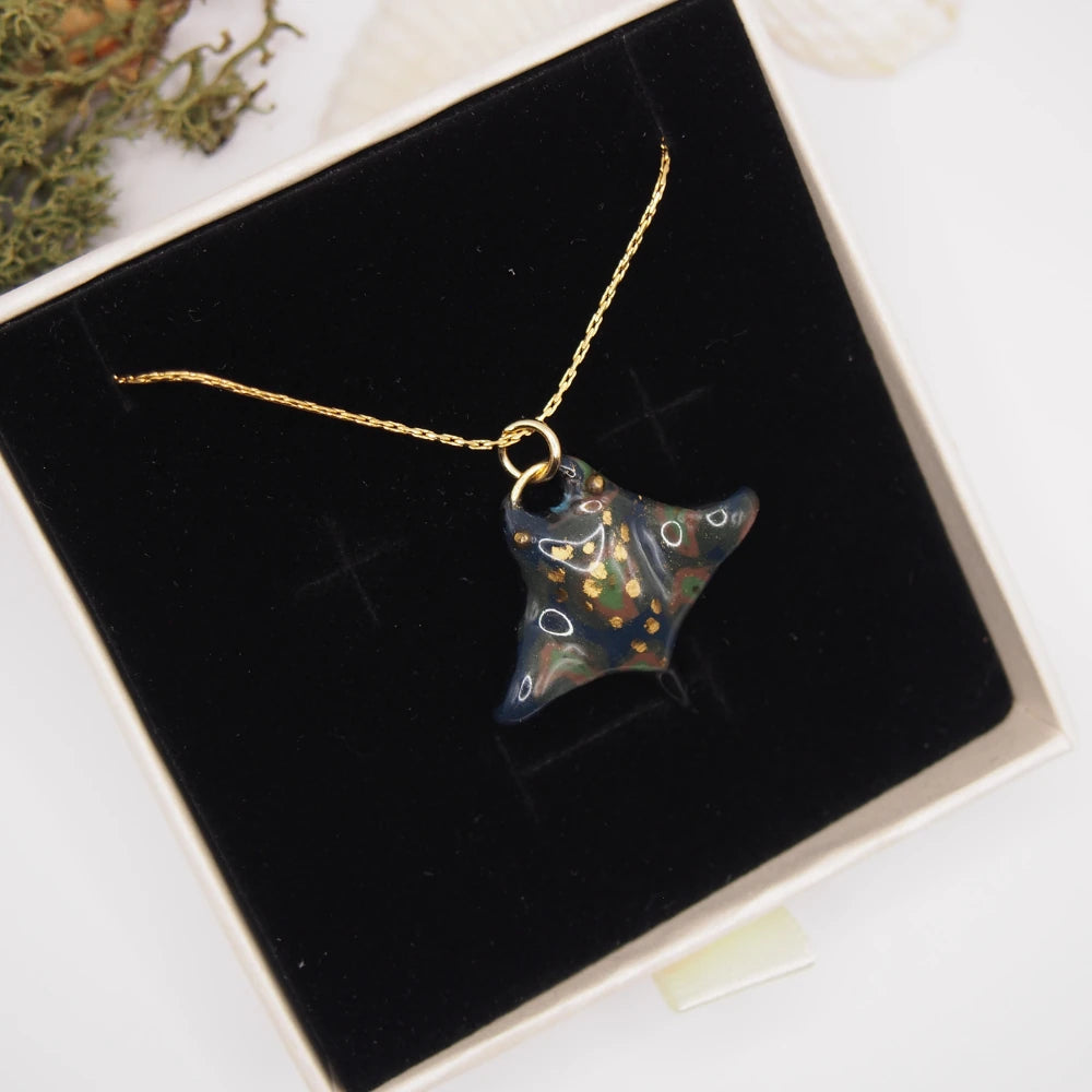 Collier raie chaîne fine - Océane